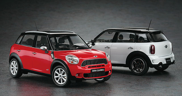 1:24 Mini Cooper S Countryman ALL4 Model Kit